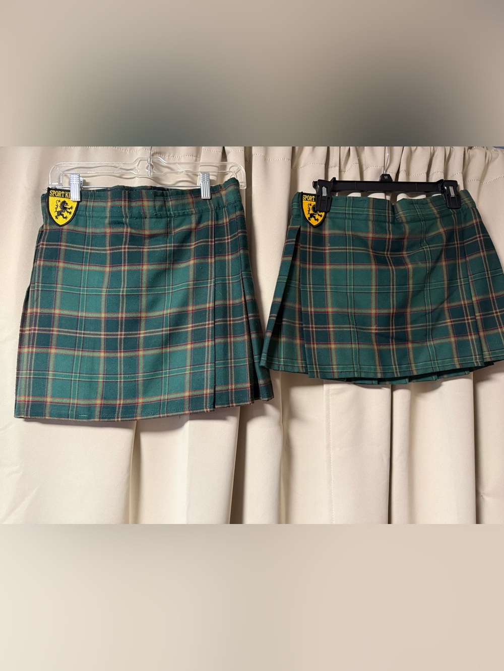 TWO Sport Kilt Tartan Plaid Back Pleated Elastic Waist Mini Skirt